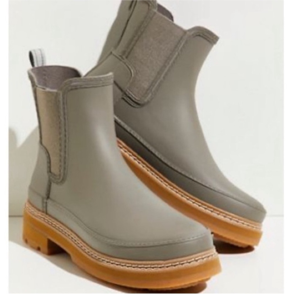Hunter Gray Chelsea Boots with Tan Soles